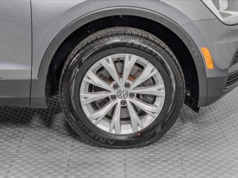 Used 2020 Volkswagen Tiguan S FWD image 34