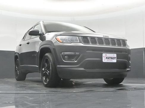 Used 2020 Jeep Compass Latitude AWD/4WD image 53