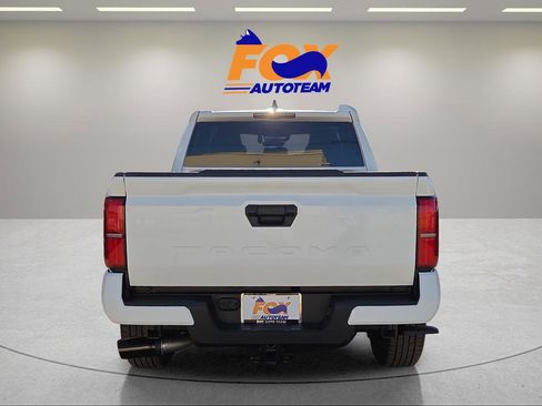 Used 2026 Toyota Tacoma TRD Sport RWD image 4