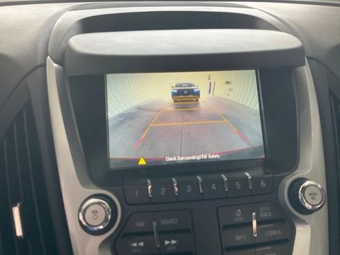 Used 2015 Chevrolet Equinox LTZ AWD/4WD image 16