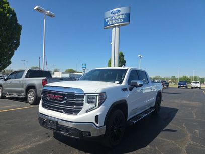 Used 2025 GMC Sierra 1500 SLT w/ SLT Premium Package
