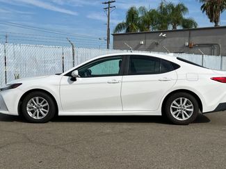 Used 2025 Toyota Camry LE FWD video 2
