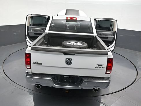 Used 2019 RAM 1500 Big Horn AWD/4WD image 34