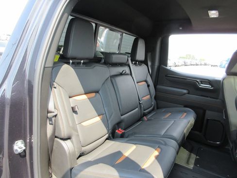 Certified 2026 GMC Sierra 1500 AT4 w/ AT4 Premium Package AWD/4WD image 26