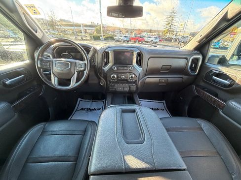 Used 2021 GMC Sierra 2500 Denali image 2
