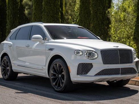 Used 2022 Bentley Bentayga image 18
