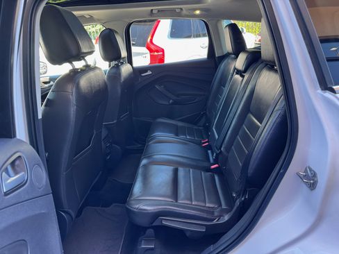Used 2016 Ford Escape Titanium w/ Canadian Touring Package AWD/4WD image 15