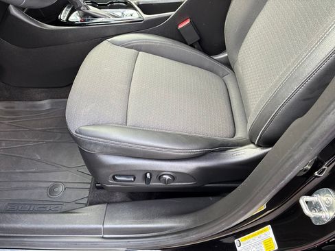 Used 2023 Buick Encore GX Select w/ Sport Touring Package AWD/4WD image 13