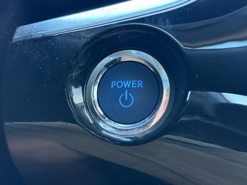 Used 2022 Toyota Prius Prime XLE FWD image 27