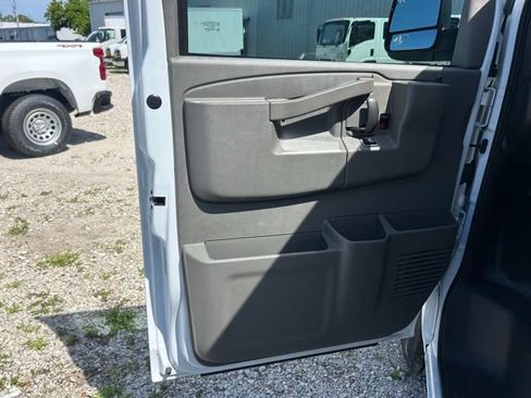 New 2025 Chevrolet Express 2500 w/ Driver Convenience Package RWD image 7