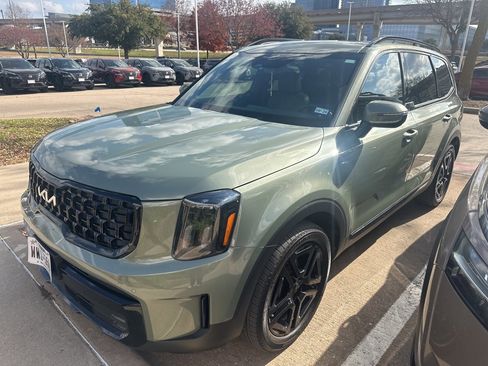Used 2024 Kia Telluride SX X-Line image 2