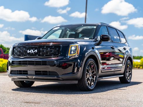 Used 2022 Kia Telluride EX w/ EX Premium Package AWD/4WD image 3