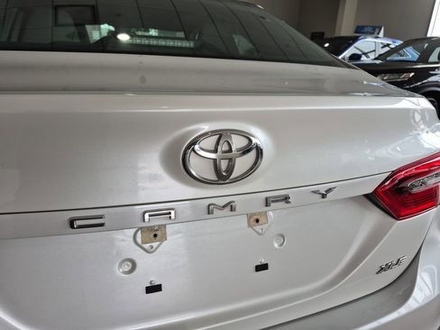 Used 2022 Toyota Camry XLE image 31