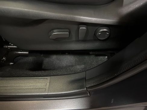 Used 2023 Subaru Forester Limited w/ Popular Package #2 image 55