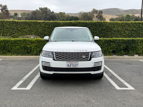 Used 2019 Land Rover Range Rover HSE AWD/4WD image 2