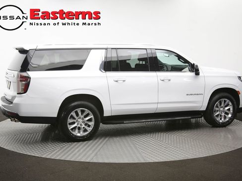 Used 2023 Chevrolet Suburban Premier RWD image 46