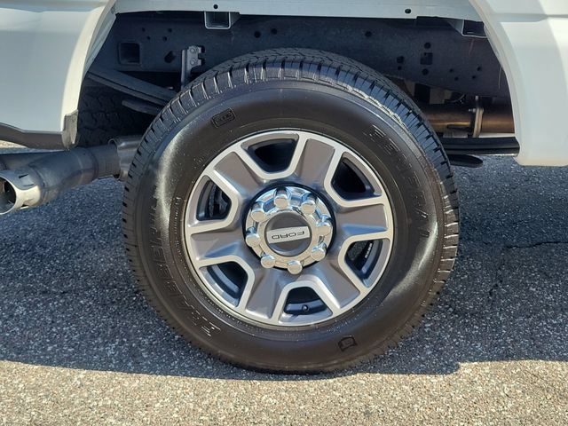 Certified 2025 Ford F250 Lariat AWD/4WD image 6