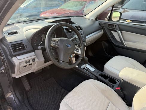 Used 2014 Subaru Forester 2.5i Premium AWD/4WD image 22