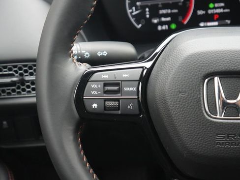 Used 2025 Honda HR-V Sport image 16