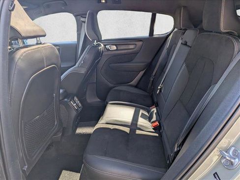 Certified 2023 Volvo C40 P8 Recharge Ultimate AWD/4WD image 19