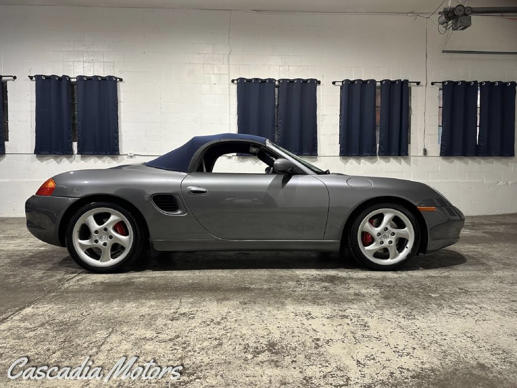 Used 2001 Porsche Boxster S RWD image 40