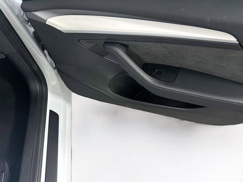 Used 2022 Tesla Model 3 Long Range image 30