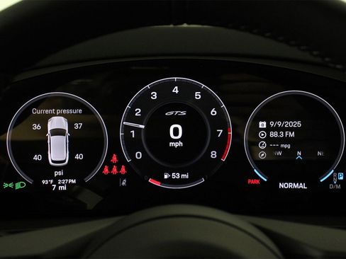 New 2026 Porsche Cayenne GTS image 13