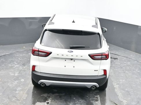 New 2026 Ford Escape SE FWD image 34