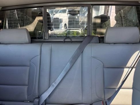 Used 2017 Chevrolet Silverado 1500 LTZ Z71 AWD/4WD image 15