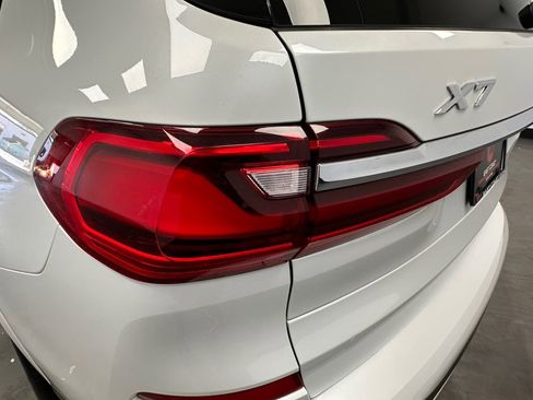 Used 2019 BMW X7 xDrive40i w/ Premium Package AWD/4WD image 13