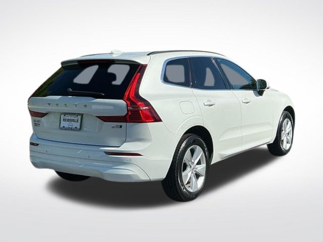 Used 2022 Volvo XC60 B5 Momentum AWD/4WD image 6