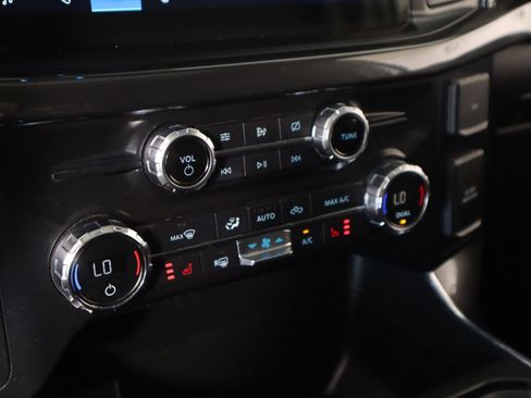 Used 2021 Ford F150 XLT w/ Equipment Group 302A High image 8