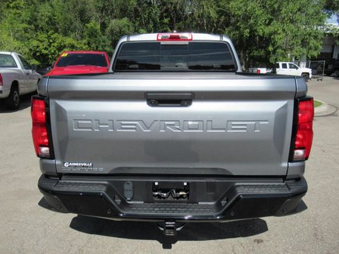 Used 2024 Chevrolet Colorado Z71 w/ Z71 Convenience Package 2 AWD/4WD image 6