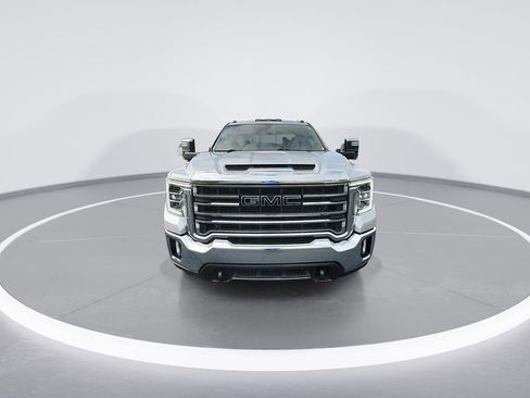 Used 2022 GMC Sierra 3500 SLT w/ SLT Convenience Package image 3