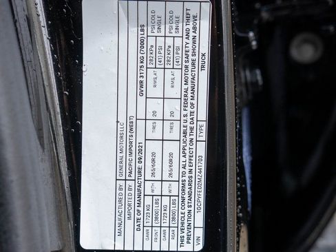 Used 2021 Chevrolet Silverado 1500 LT Trail Boss w/ Bed Protection Package image 37