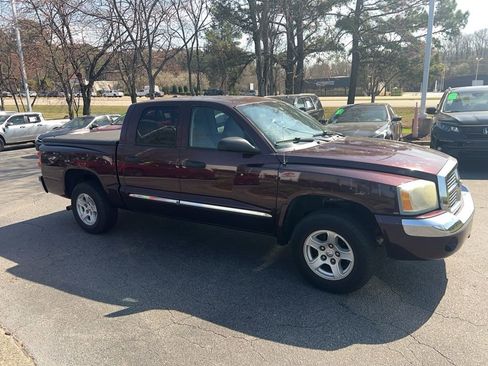 Used 2005 Dodge Dakota Laramie image 8