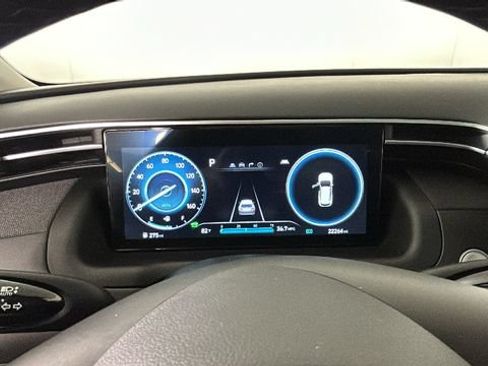 Certified 2024 Hyundai Tucson Limited AWD/4WD image 17