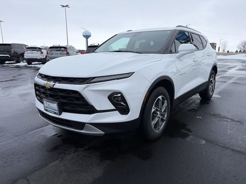 Used 2023 Chevrolet Blazer LT w/ Convenience Package image 9