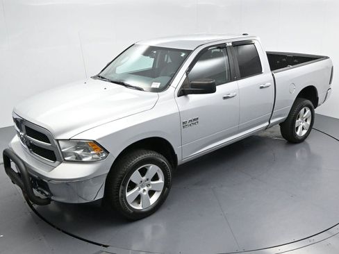 Used 2015 RAM 1500 Classic SLT AWD/4WD image 33