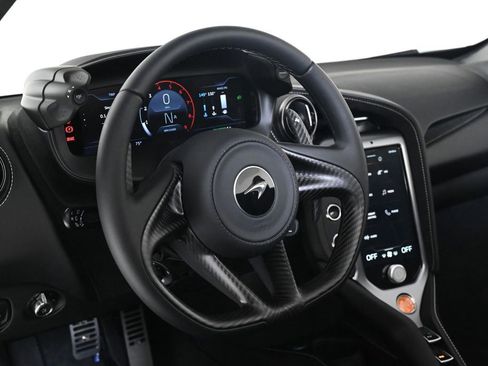 New 2026 McLaren 750S Spider image 10