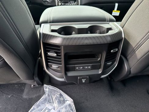 New 2026 RAM 1500 4x4 Crew Cab image 23