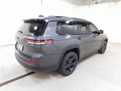 Used 2022 Jeep Grand Cherokee L Laredo image 20