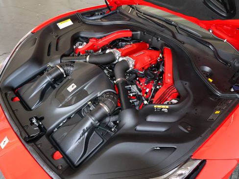 Used 2019 Ferrari Portofino RWD image 58