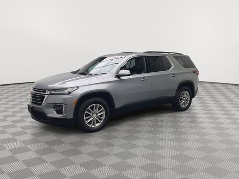 Certified 2023 Chevrolet Traverse LT w/ LPO, Floor Liner Package AWD/4WD image 38