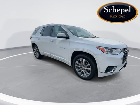 Used 2020 Chevrolet Traverse Premier AWD/4WD image 2
