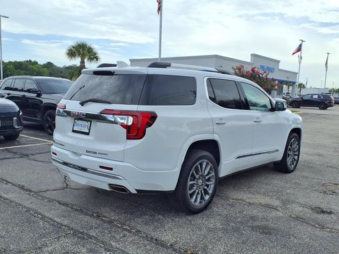Used 2023 GMC Acadia Denali AWD/4WD image 2