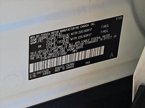 Used 2025 Toyota RAV4 XLE w/ Convenience Package FWD image 24