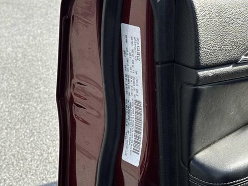 Used 2016 Jeep Grand Cherokee Limited image 31