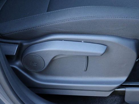 New 2026 Hyundai Santa Fe SE image 11