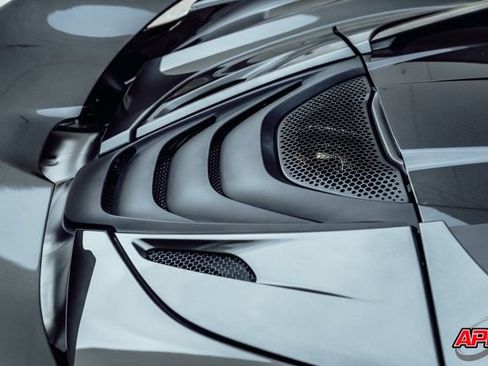 Used 2020 McLaren 720S Performance RWD image 40